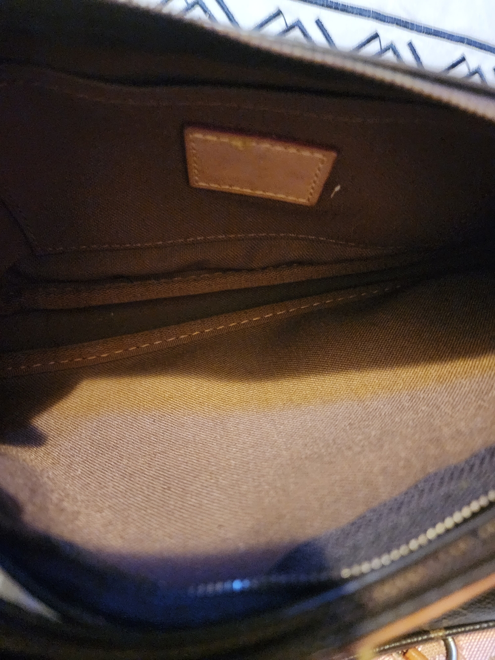 Louis Vuitton Monogram Crossbody Bag with Pink Strap - Picture 4 of 5